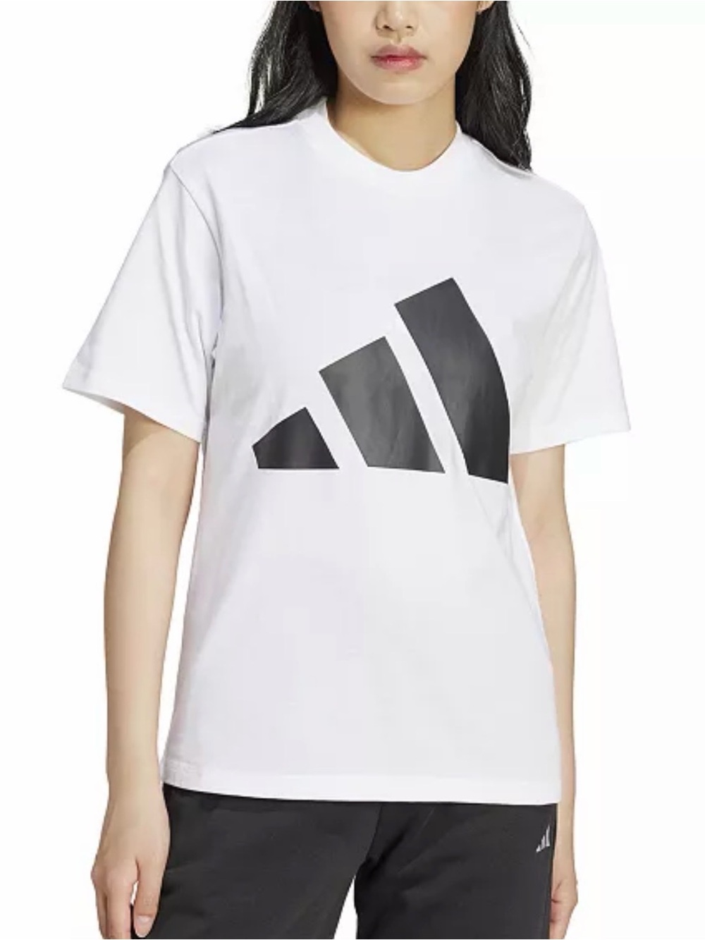 NWT Adidas Women’s XXL  Logo T-Shirt